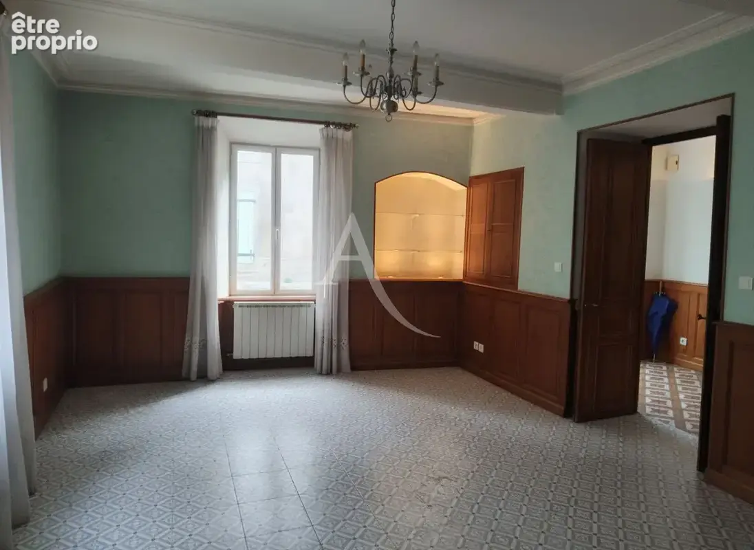 Maison 8 pièce(s) 213 m² avec remise et patio Val de Dagne - photo 4