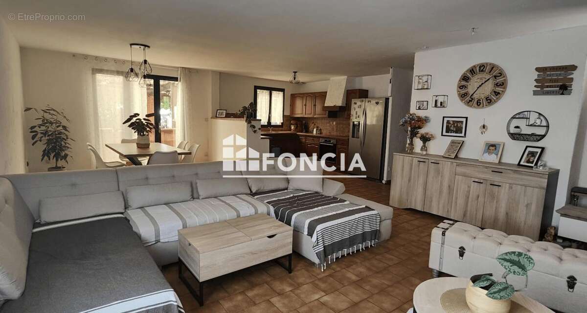 Maison à LA LONDE-LES-MAURES