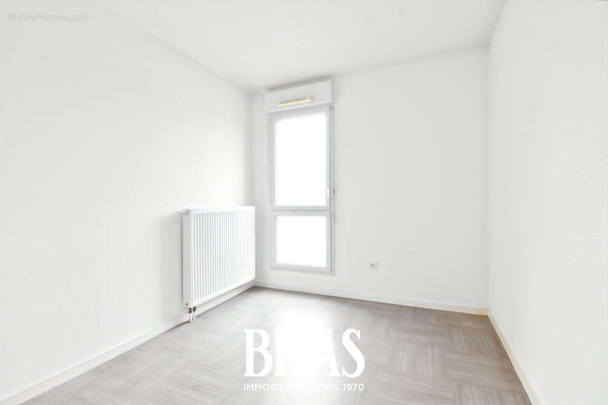 Appartement à SAINT-SEBASTIEN-SUR-LOIRE