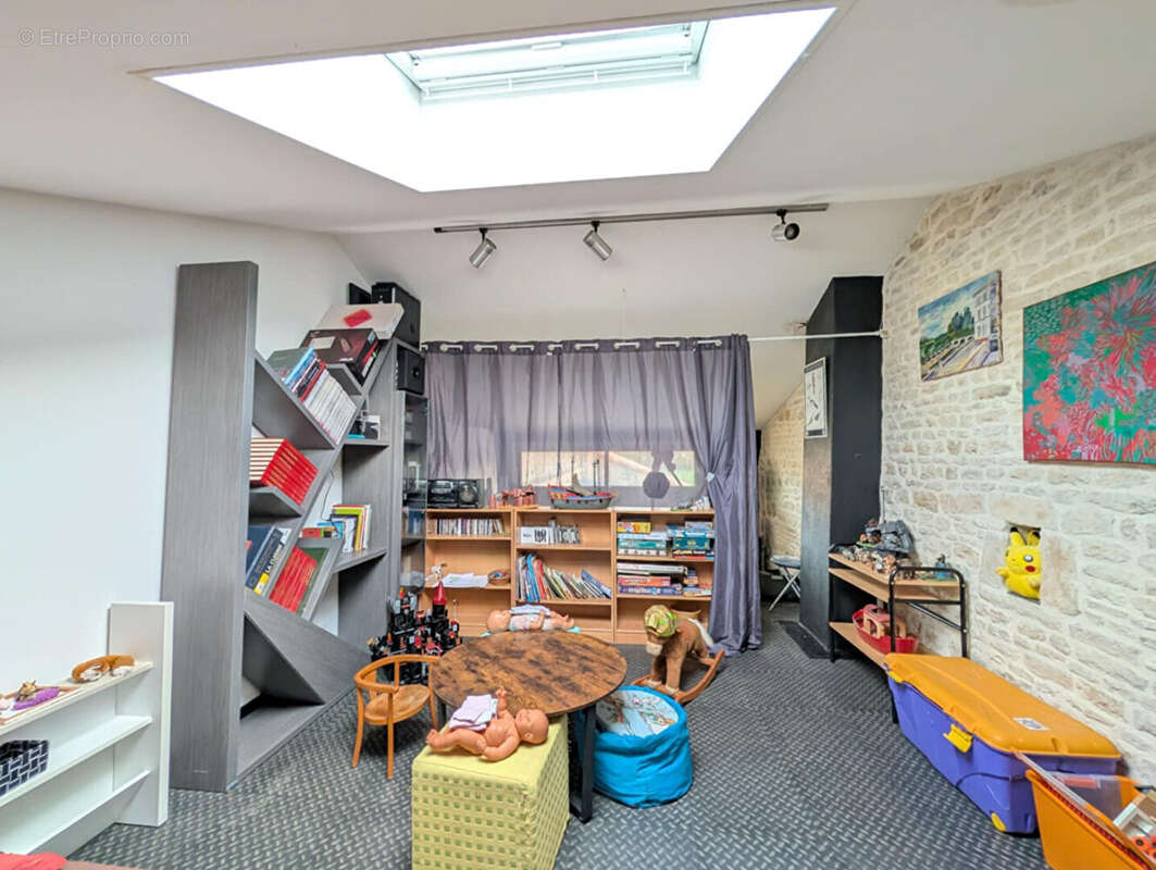 Maison à SAINT-COUTANT