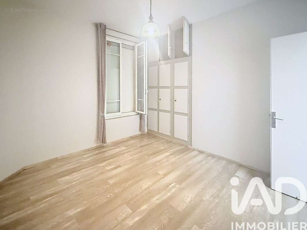Maison 91 m² à Courlon-Sur-Yonne  - photo 7