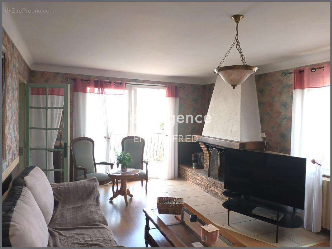 A proximite du centre bourg!!! - photo 4