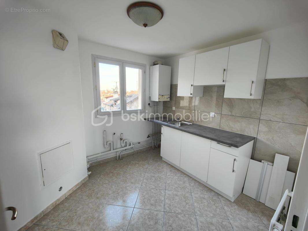Appartement à BONDY
