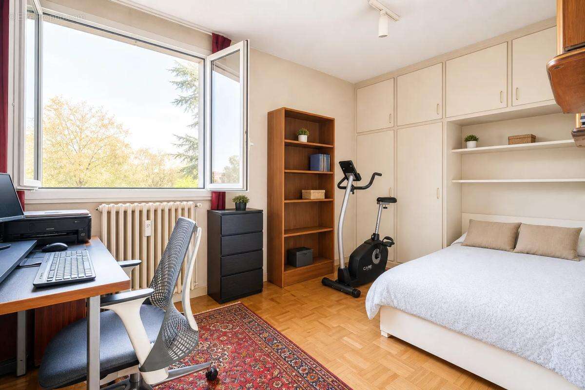 Appartement à CHATILLON