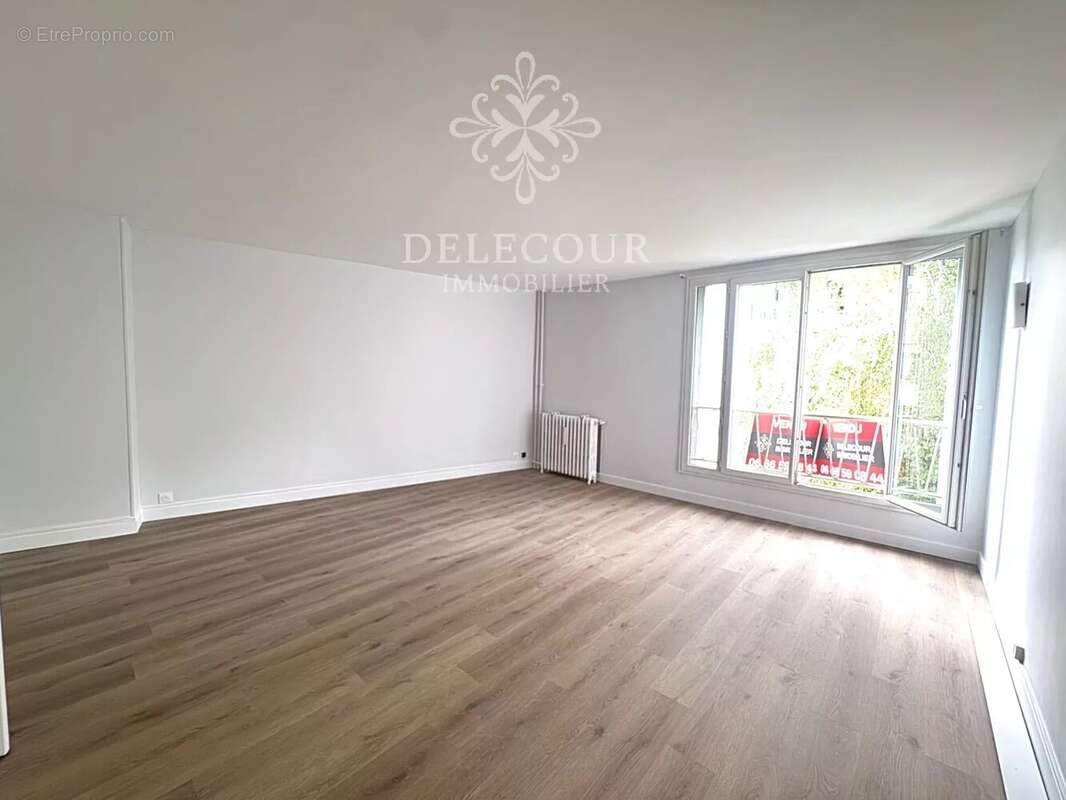 Appartement à MONTROUGE