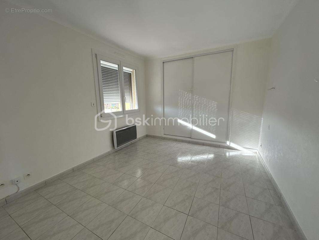 Maison à LIGNAN-SUR-ORB