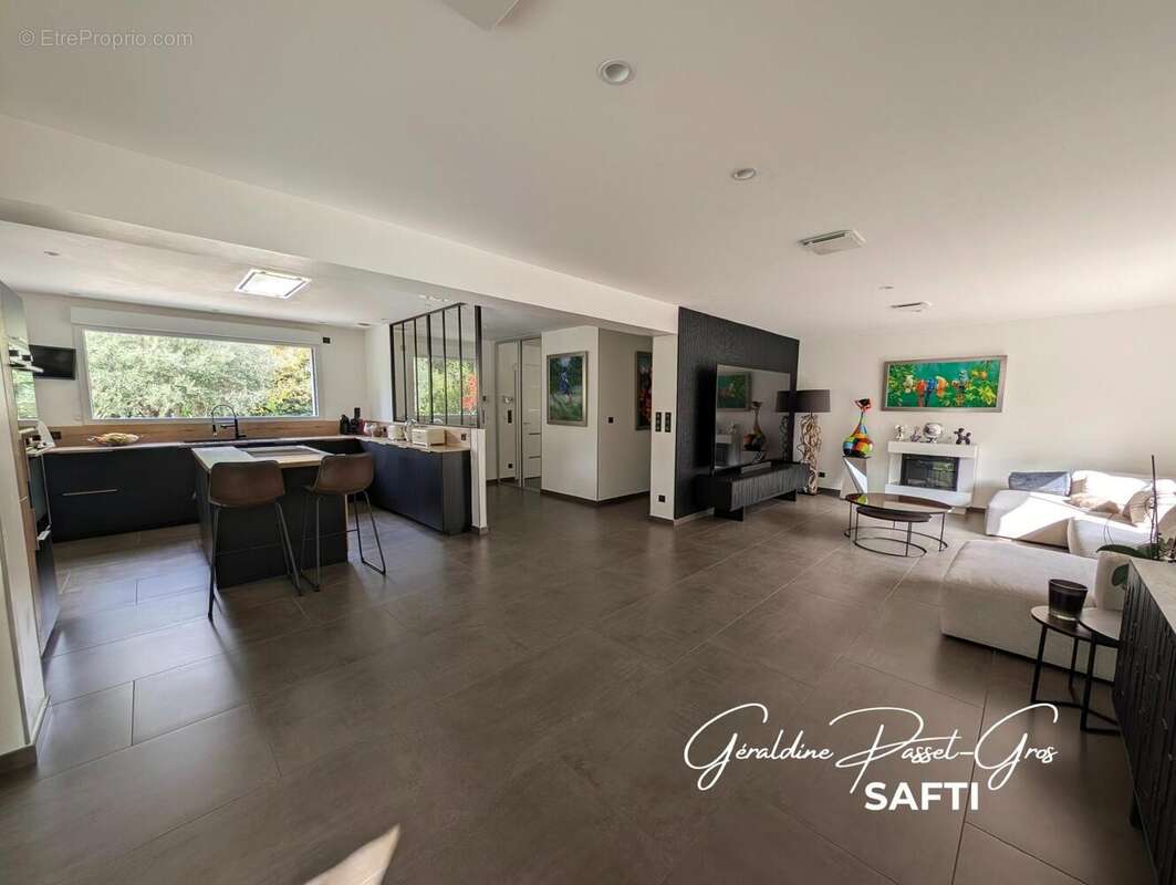 Photo 9 - Maison à MONTELIER