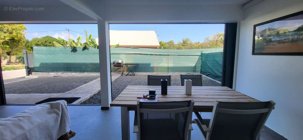 Appartement à LE MOULE