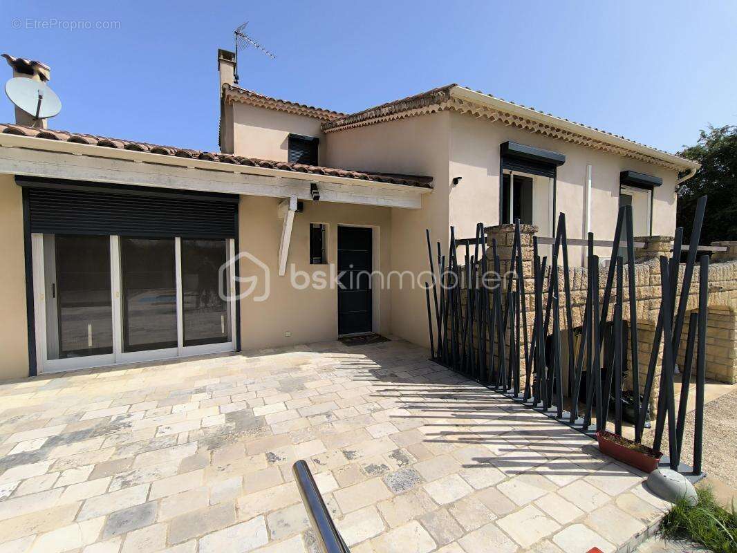 Superbe villa contemporaine de 188 m² avec piscine - photo 18
