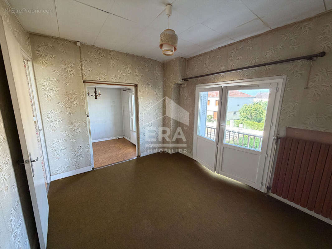 Maison 102m² à saint-doulchard - photo 4