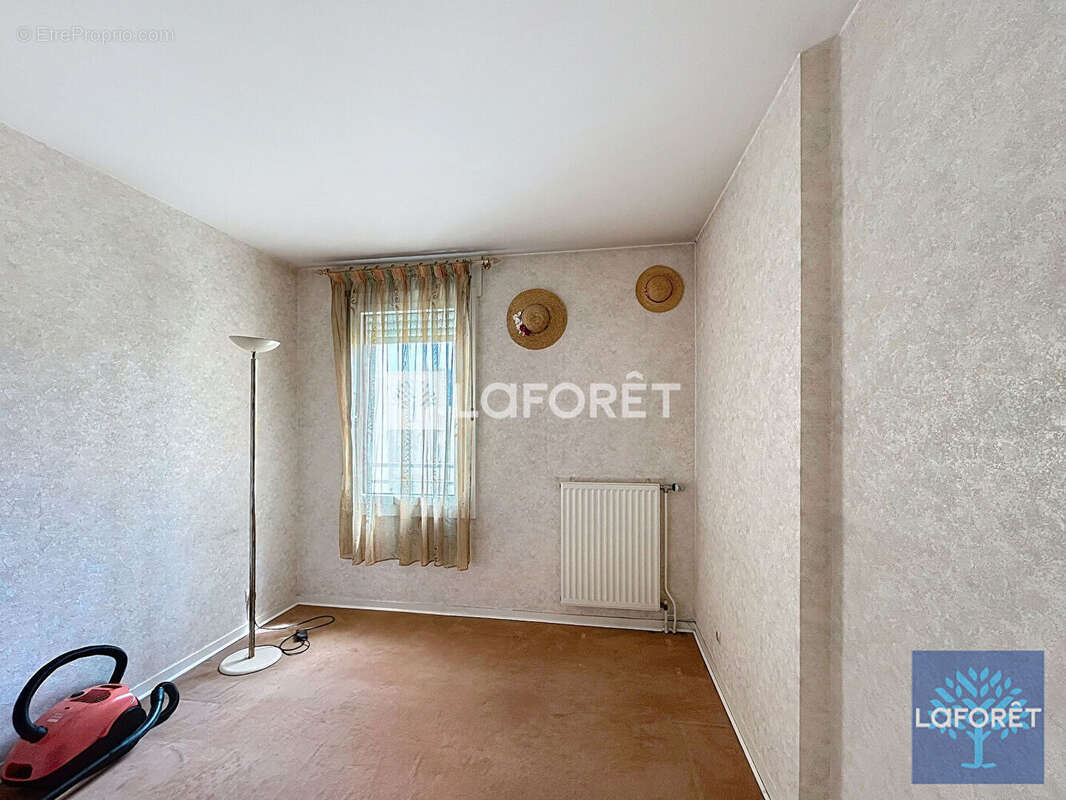 Appartement à SAVIGNY-SUR-ORGE