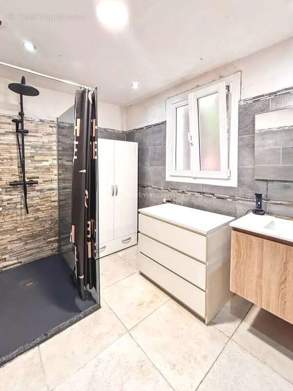 Appartement à SARROLA-CARCOPINO