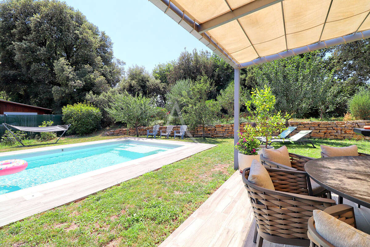 Villa type 6 avec jardin paysage piscine chauffee garage a greoux les bains - photo 5