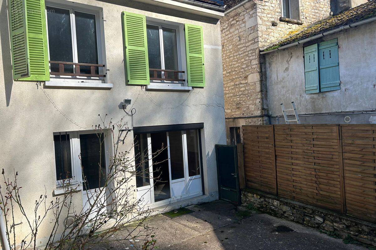 Maison à TONNERRE