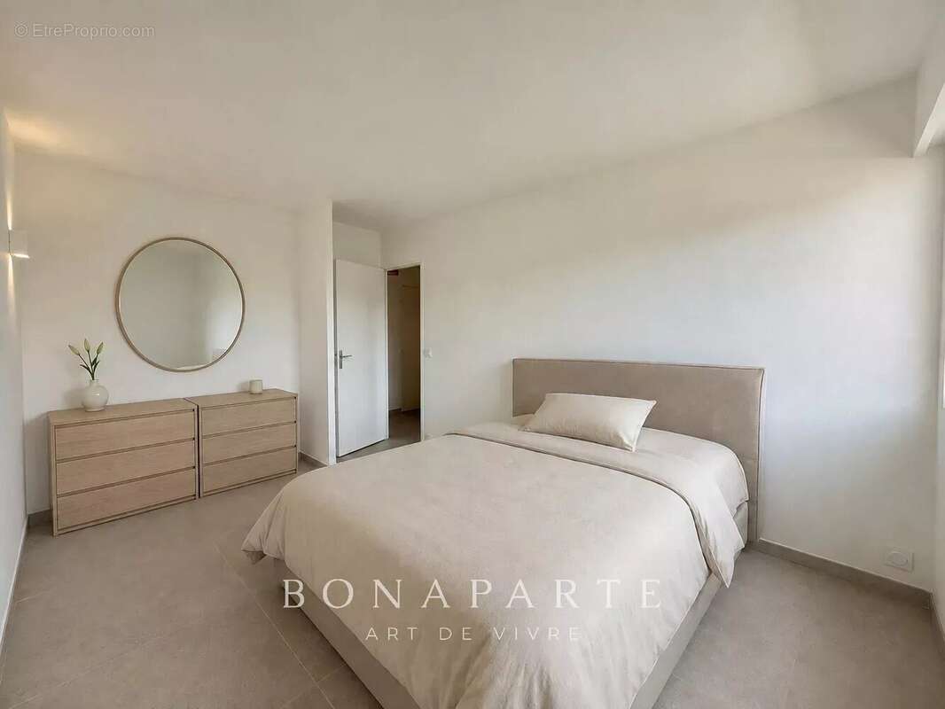 Saint raphael / santa lucia - appartement rénové - terrasse 22 m² - photo 8