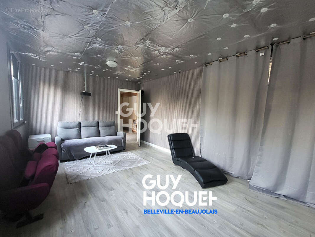 Maison à BELLEVILLE