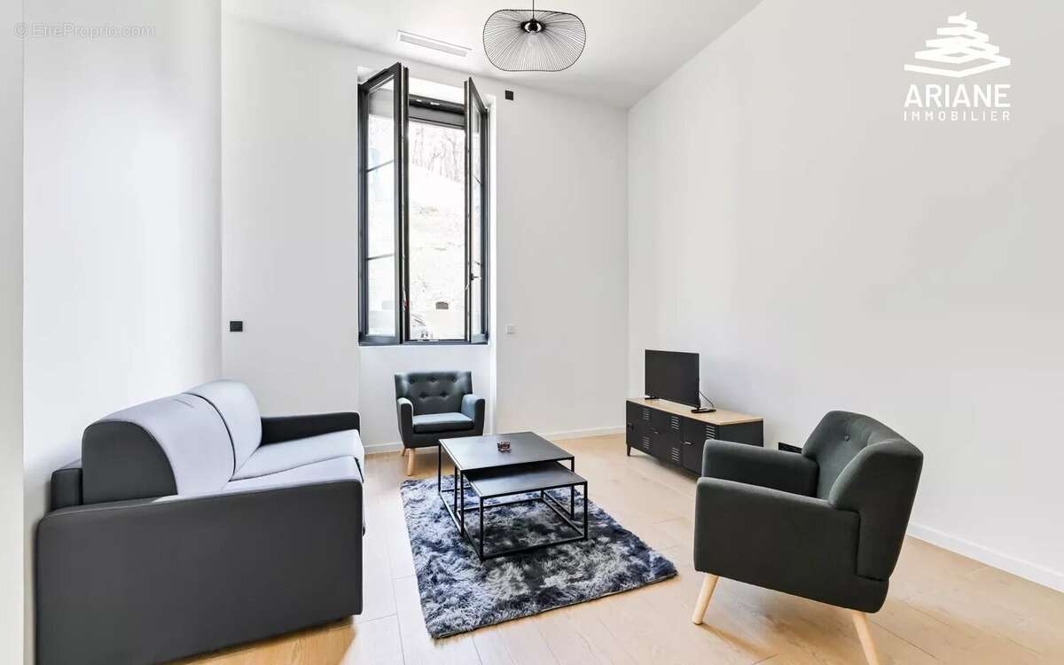 Appartement à VOURLES