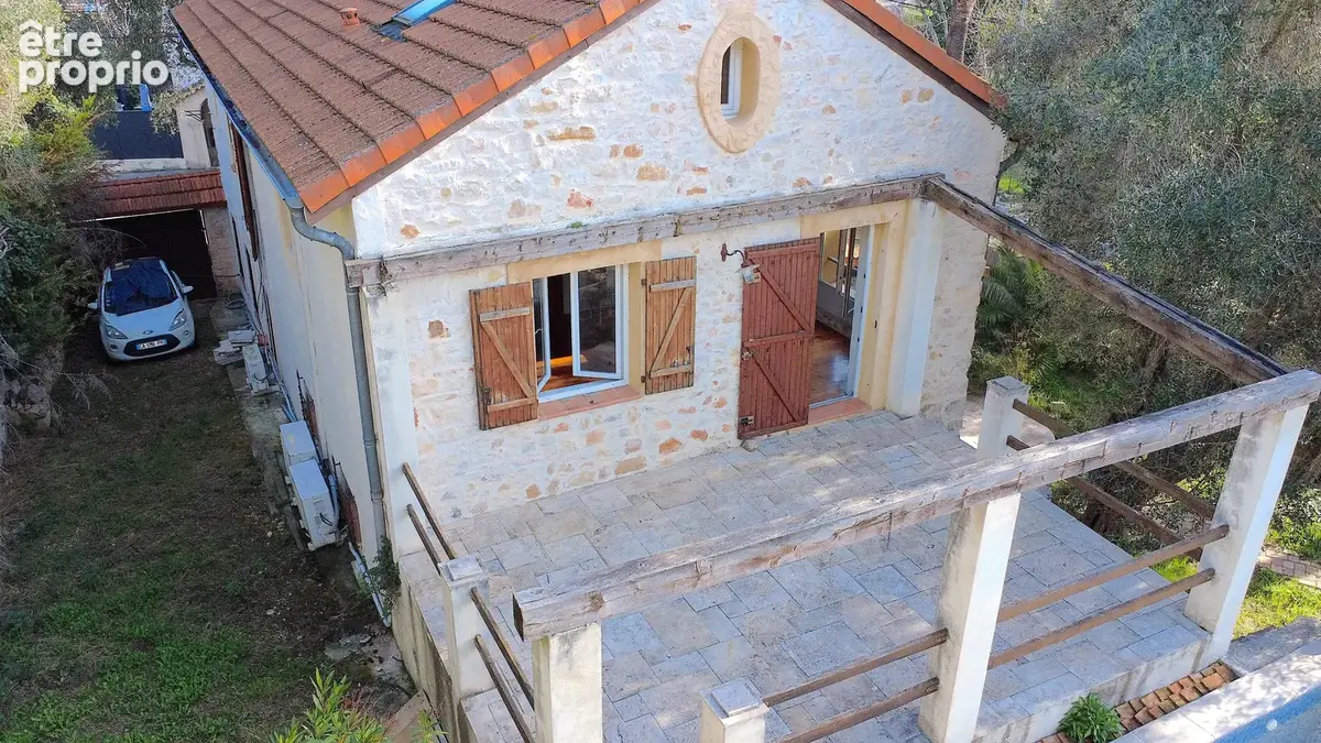 Exclusivité – vallauris – ancienne bergerie rénovée – 193 m² – 5 chambres – piscine - photo 31