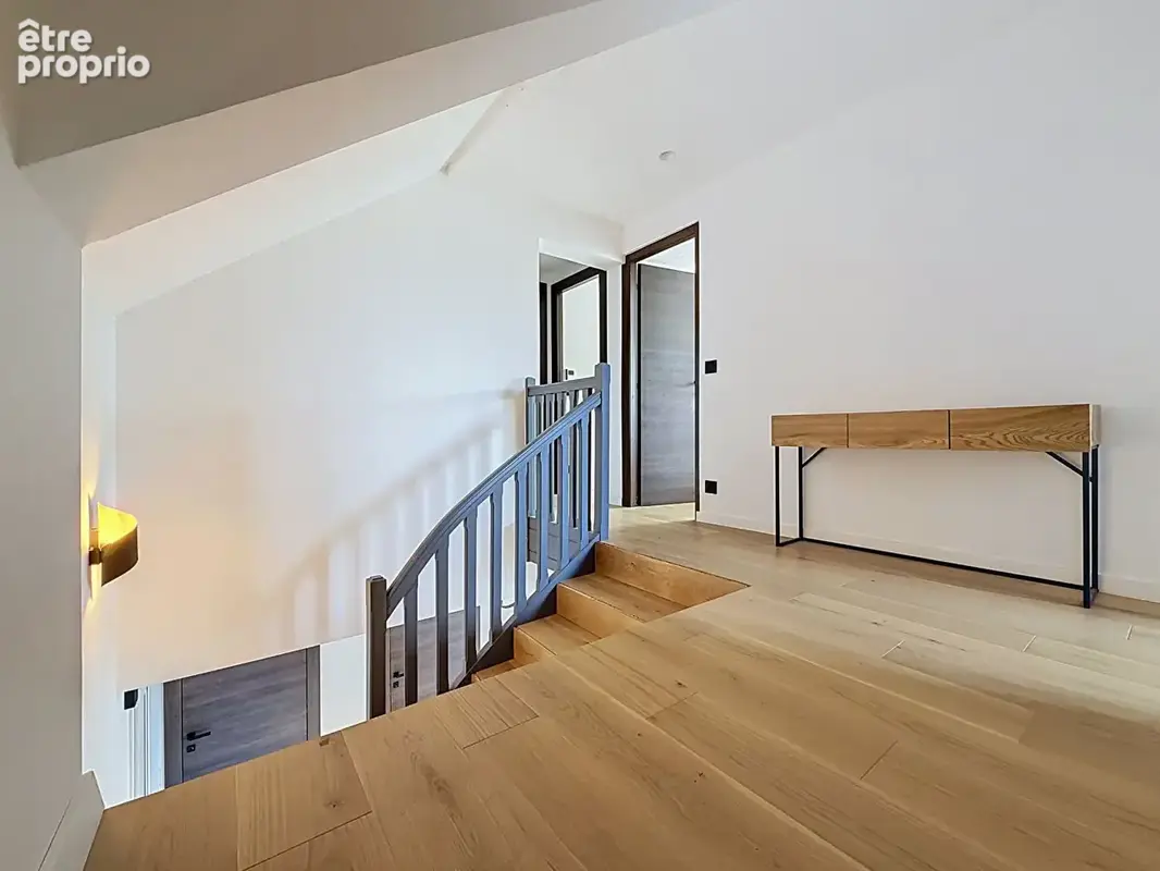 Maison rénovée avec vue imprenable et T2 indépendant à Poisy - photo 14