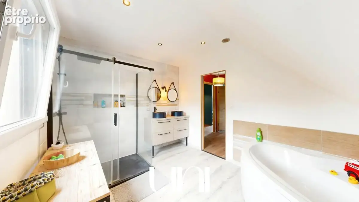 Maison 6 pièces de 120 m2 avec jardin de 398 m2 - photo 14