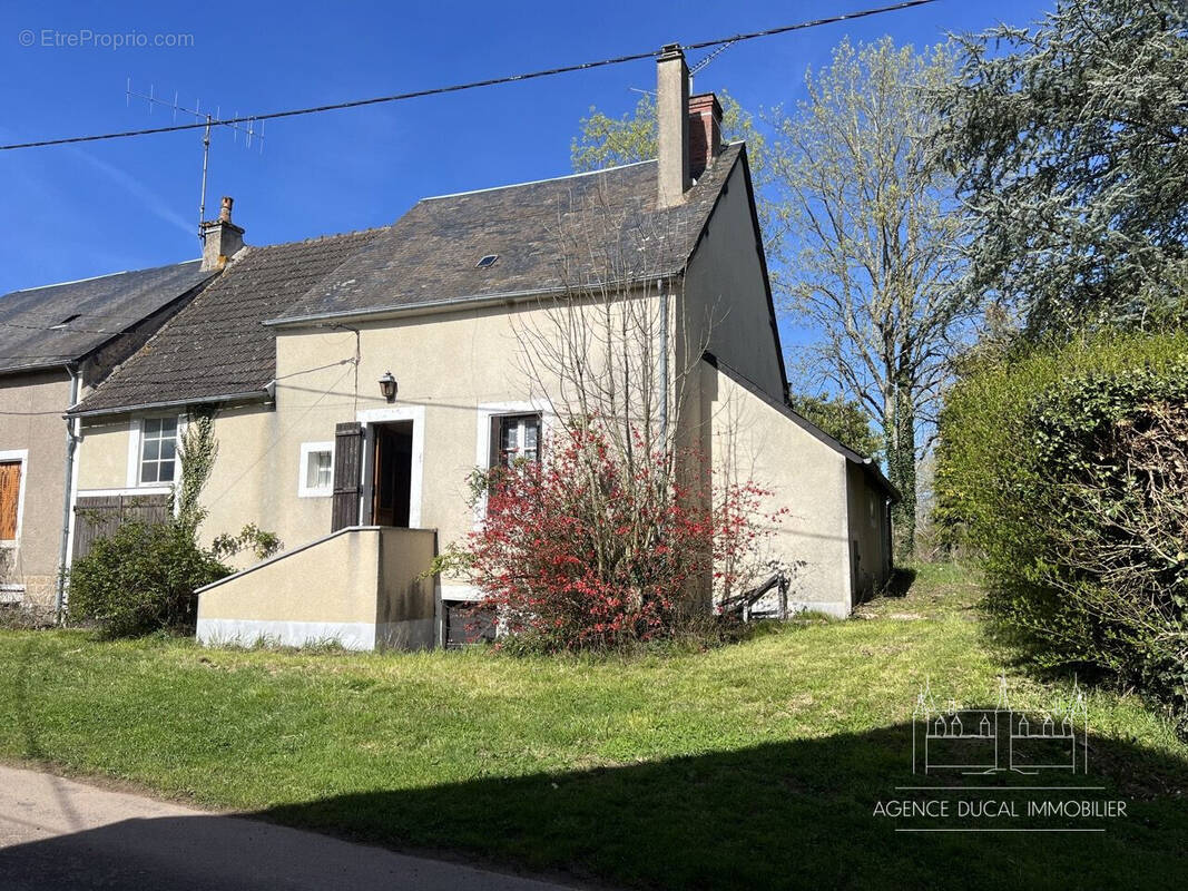 Maison à SAINT-SAULGE