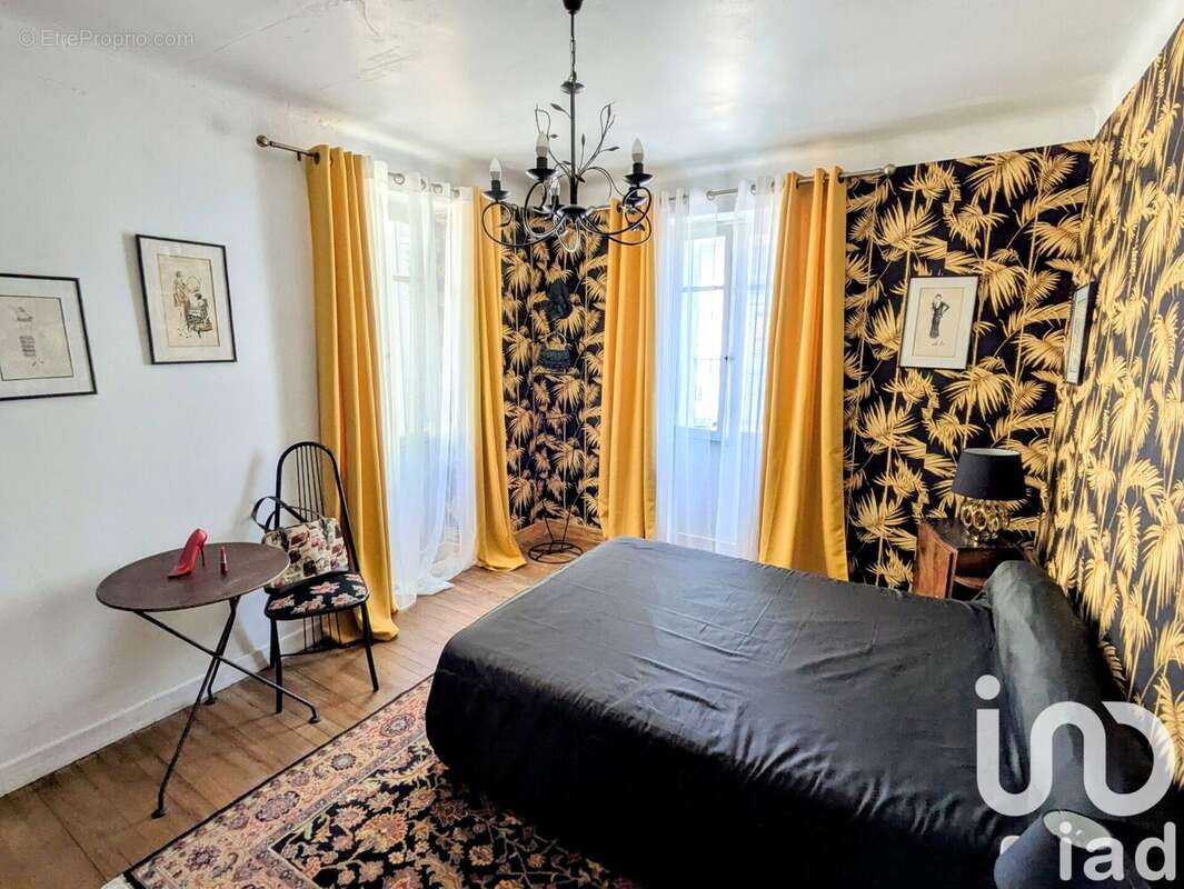Maison 138 m² à Castelnau-Durban  - photo 6