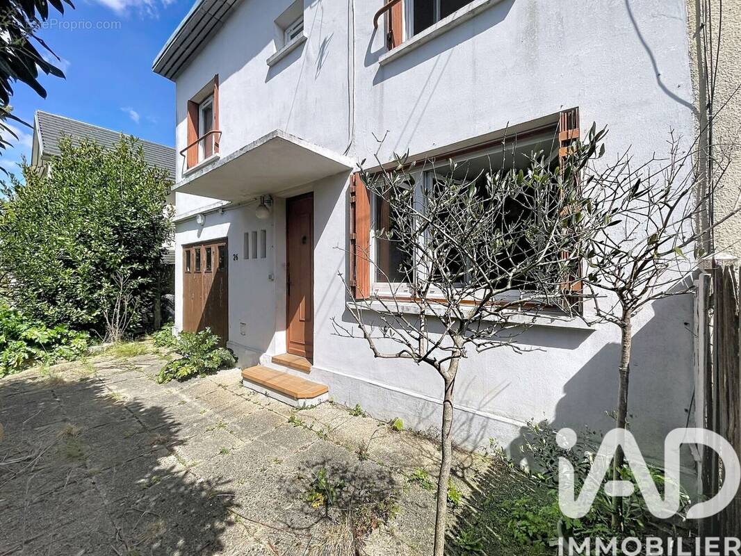 Photo 1 - Maison à SEVRES