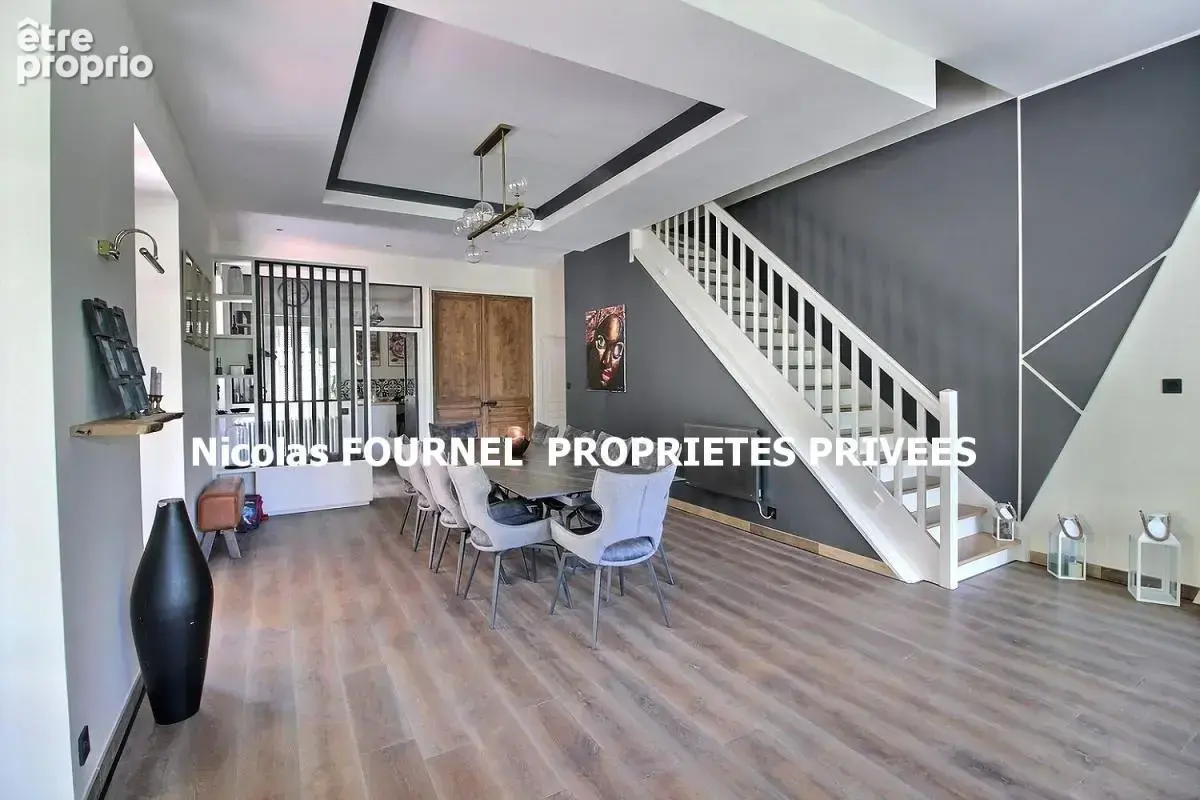 Saint Etienne 42100 Quartier paisible et recherché Appartement Saint Etienne 141 m2 - photo 3