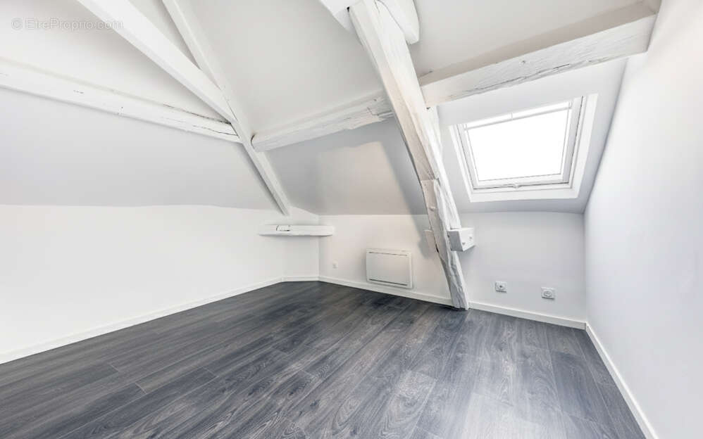 Appartement à GRISY-SUISNES