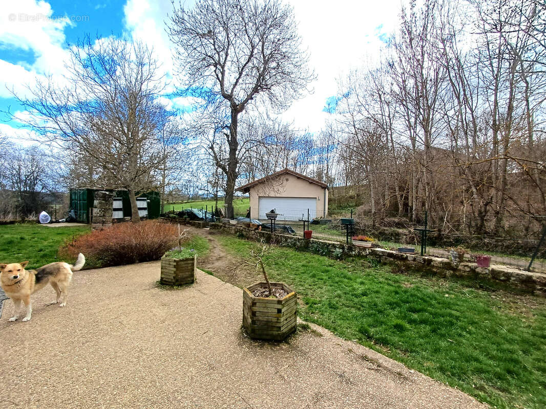 Maison à CRAPONNE-SUR-ARZON