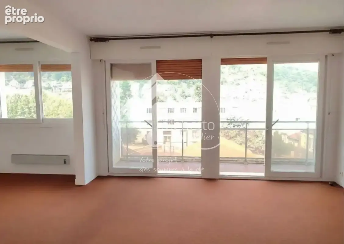 Appartement T4 - photo 2