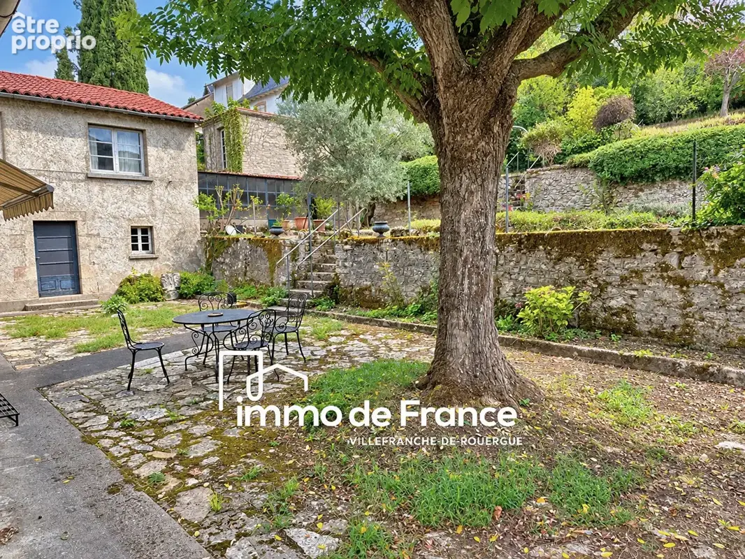 Maison de ville accessible de plain pied, 193 m², 4 chambres, garage double, terrasses et jardin - photo 2