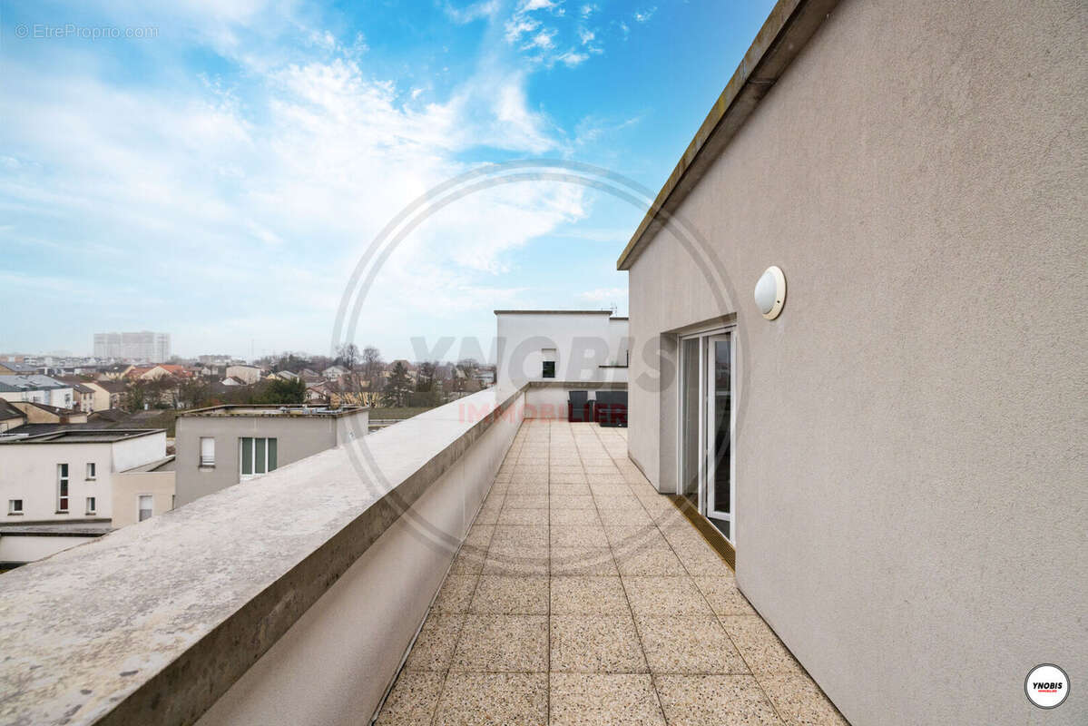 Appartement à STAINS