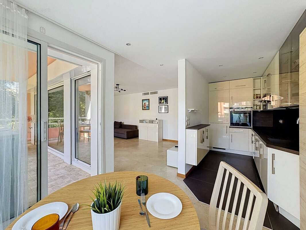 EXCLUSIVITÉ: ANTIBES – Ilette – 77 m2 + terrasse - photo 5
