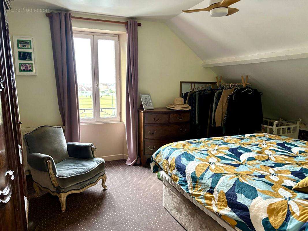 Maison à FLEURY-LES-AUBRAIS