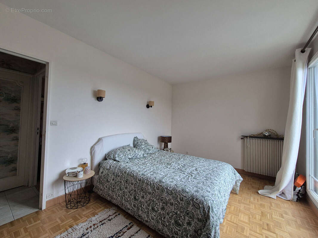 Appartement à VILLEBON-SUR-YVETTE