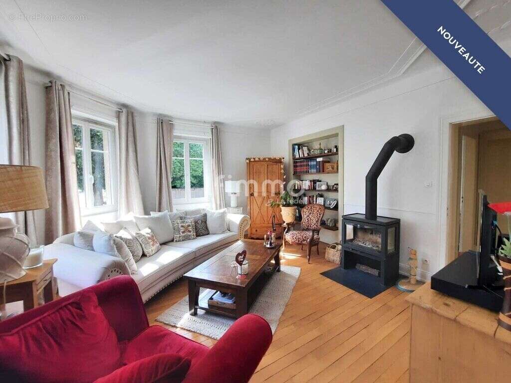 Maison bourgeoise 200m² avec jardin, 7pcs, 5 chambres - photo 8