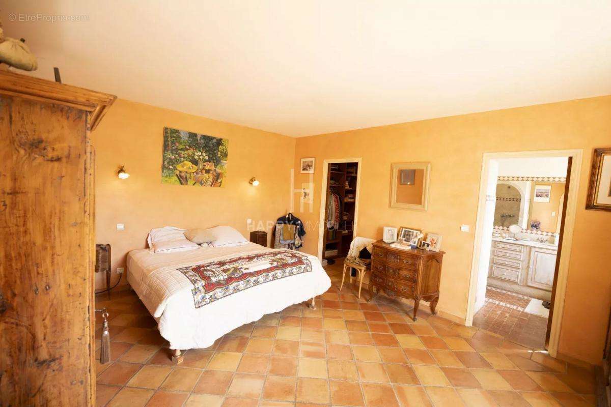 Maison à MAUSSANE-LES-ALPILLES