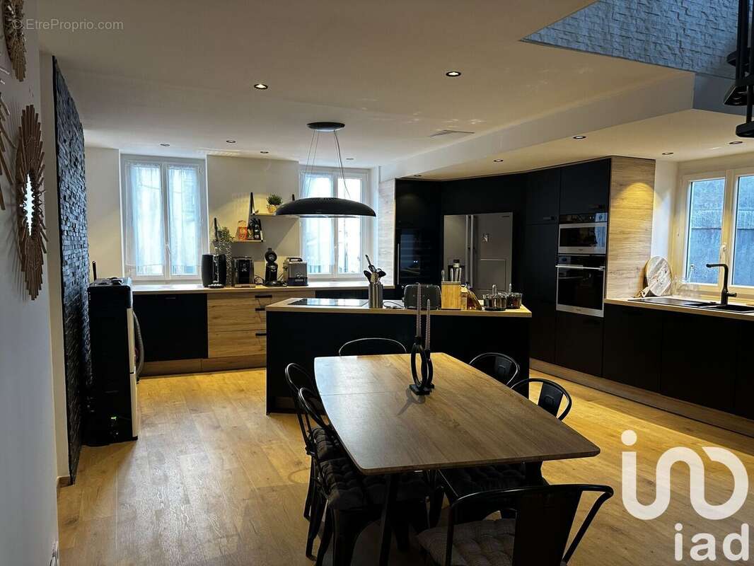 Photo 3 - Appartement à CHALON-SUR-SAONE