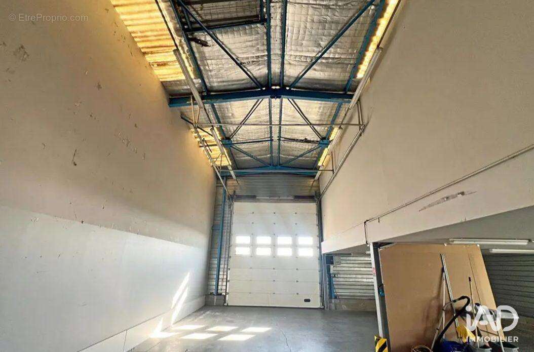 Photo 5 - Commerce à CORNEBARRIEU