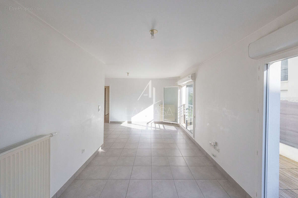 Appartement à THORIGNY-SUR-MARNE