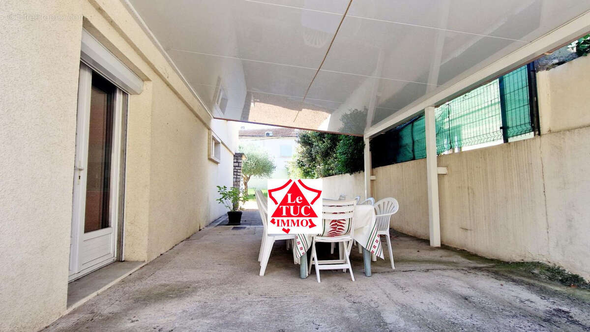 Maison à BAGNOLS-SUR-CEZE