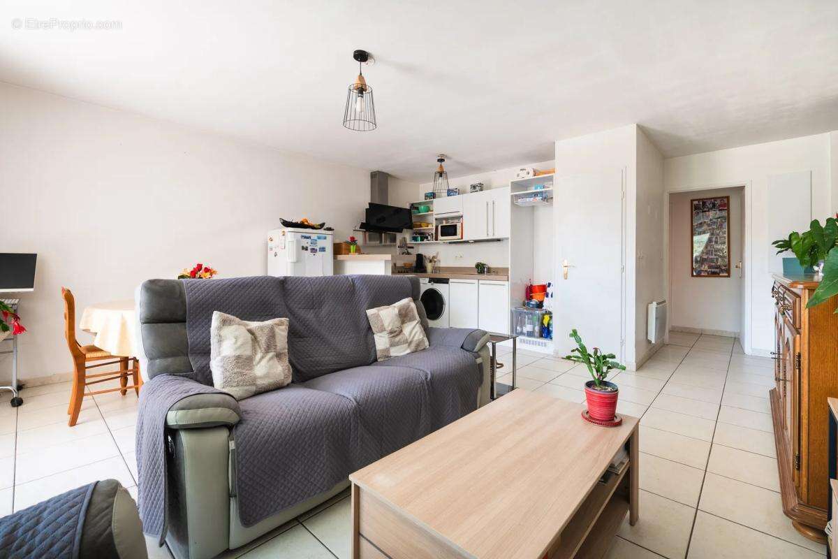 Appartement à MARSEILLE-13E