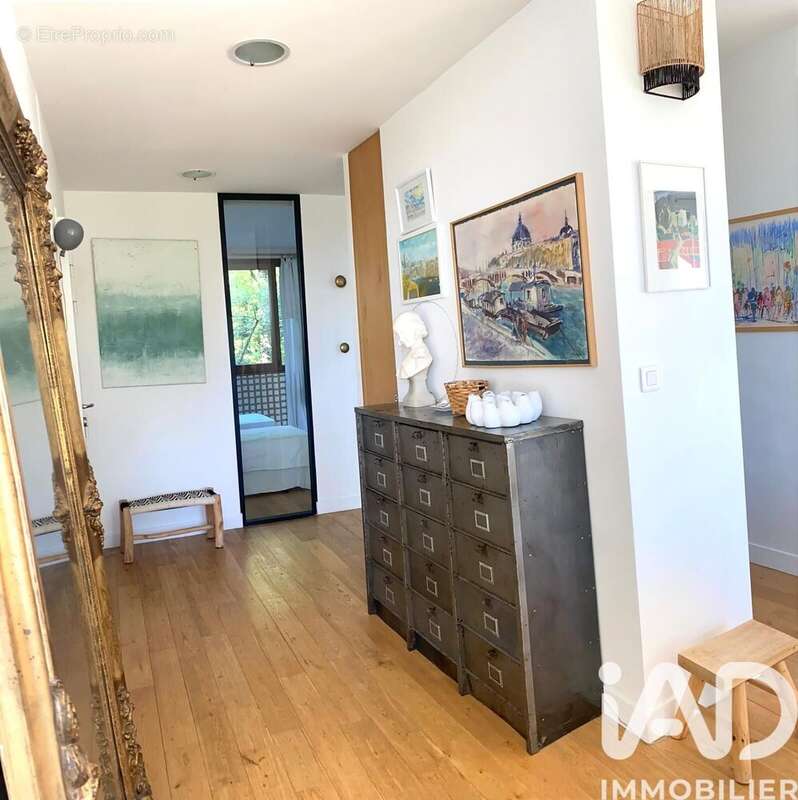 Photo 4 - Appartement à LA CELLE-SAINT-CLOUD