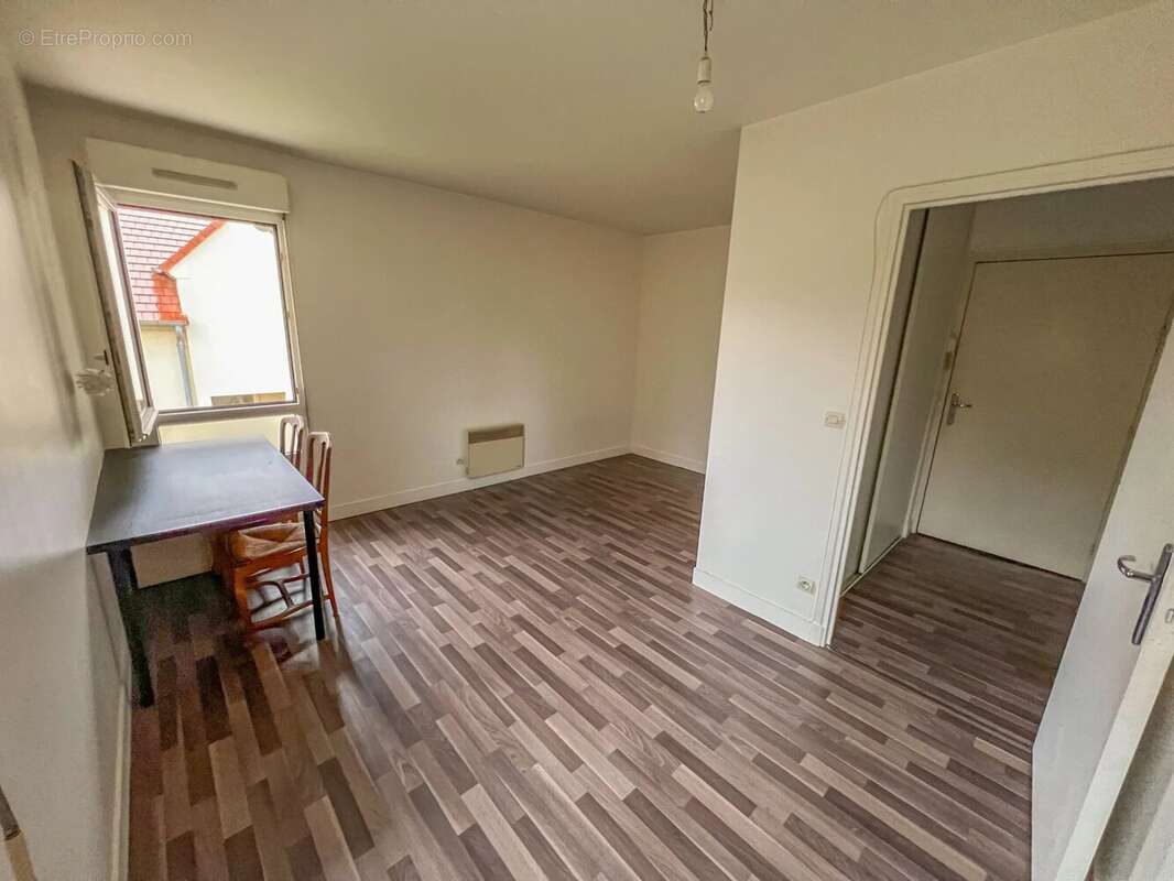 Appartement à SAINT-REMY-LES-CHEVREUSE