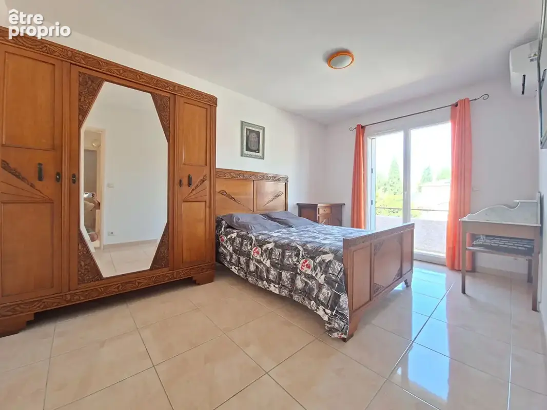 Toulouges superbe villa 3 faces avec piscine, garage et jardin - photo 10
