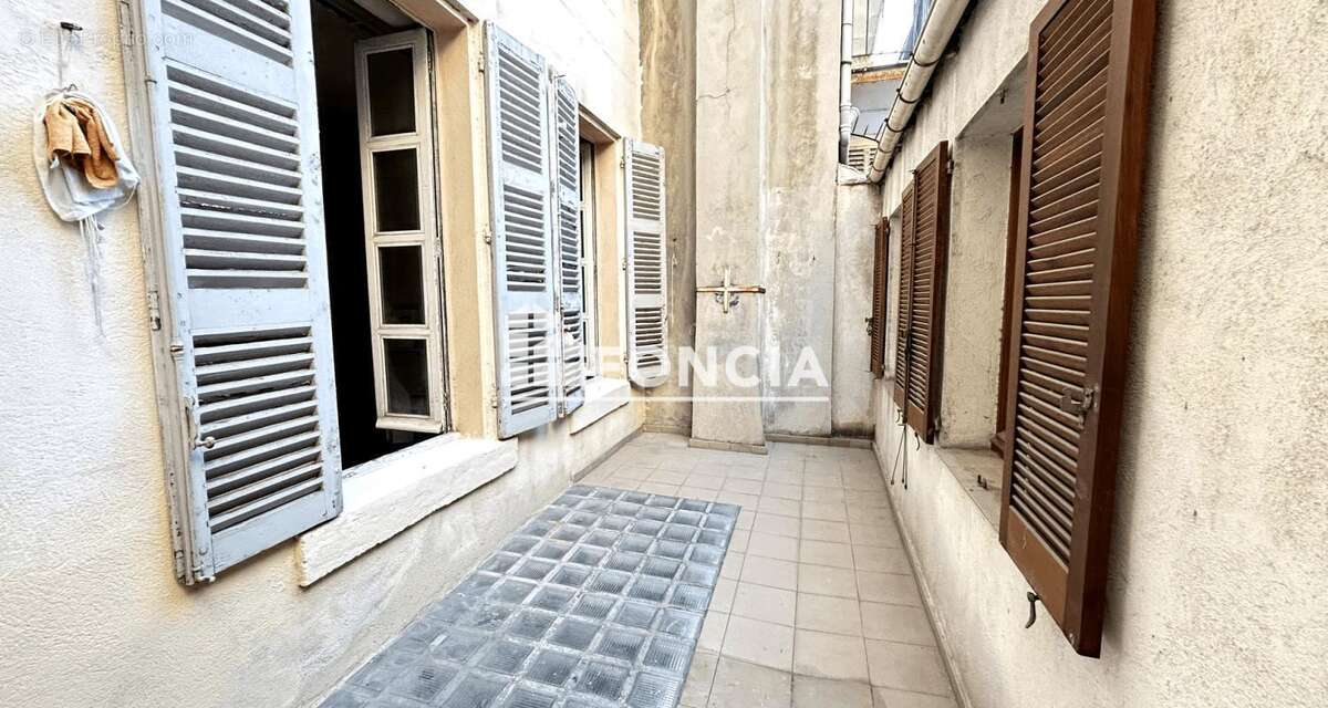 Appartement à MARSEILLE-6E