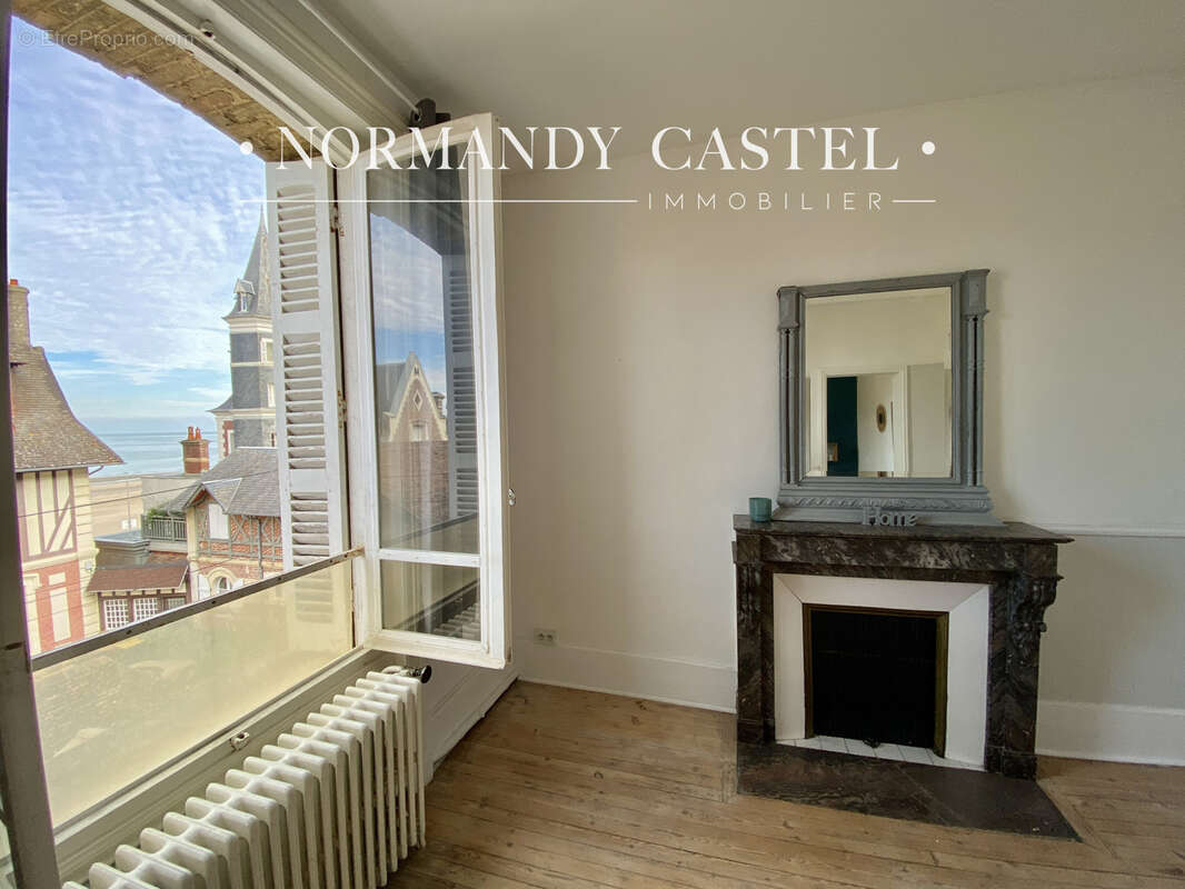 Appartement à TROUVILLE-SUR-MER