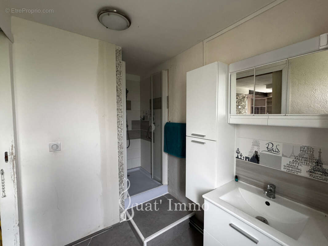 Maison de charme avec beaux volumes et fort potentiel - photo 4