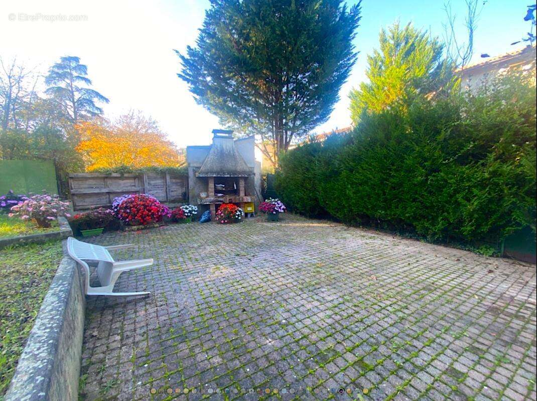 Immeuble de rapport comprenant 4 appartements T3 à vendre AIRE SUR L'ADOUR (40) - photo 16